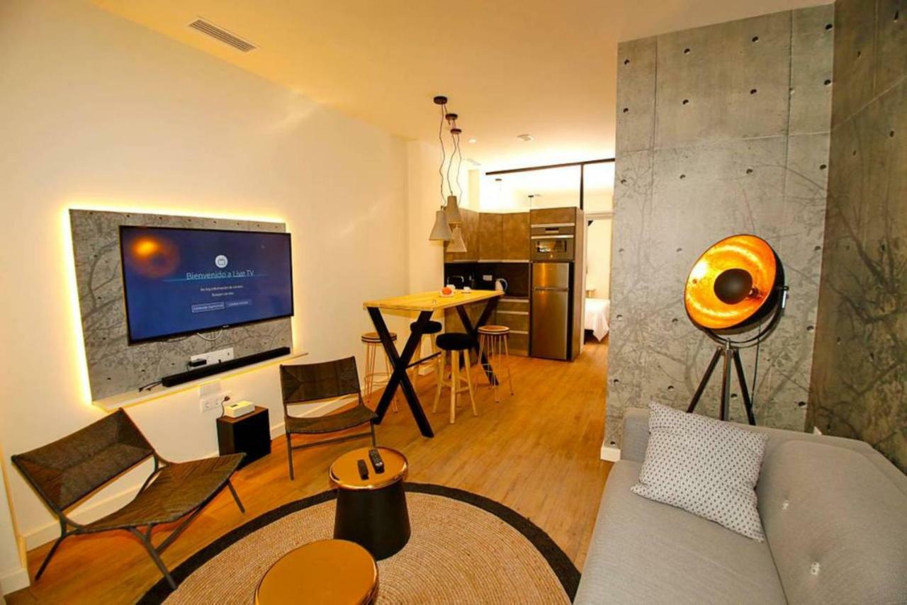 The Wall - New Apartment Alicante Bagian luar foto