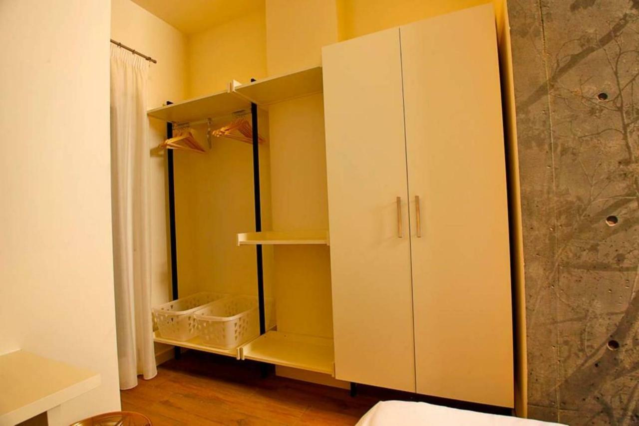 The Wall - New Apartment Alicante Bagian luar foto